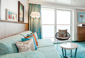 TUI Cruises Mein Schiff 4 Accommodation Junior Balcony 1.jpg